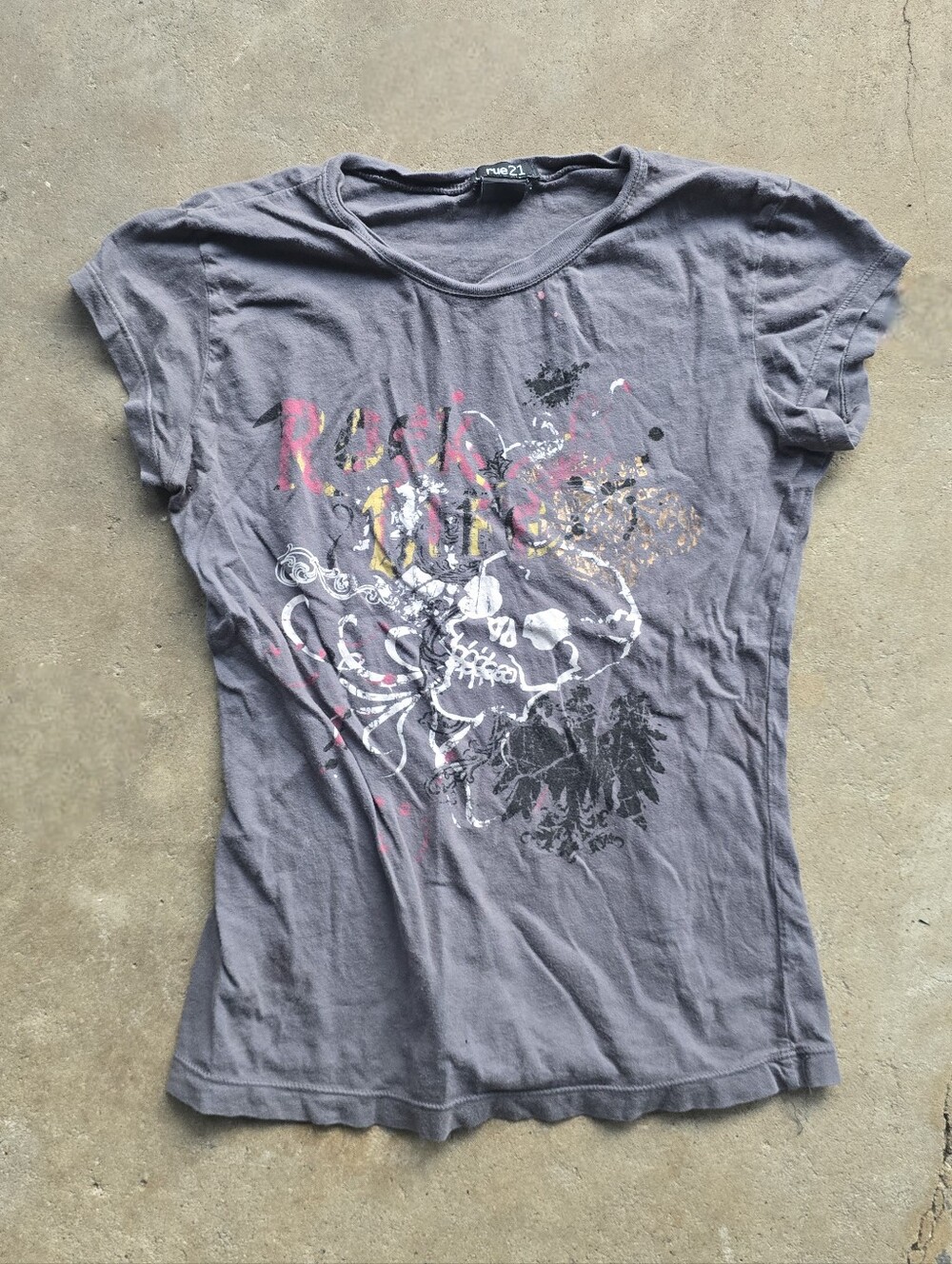 vtg y2k skull tattoo graphic grunge cyber baby tee